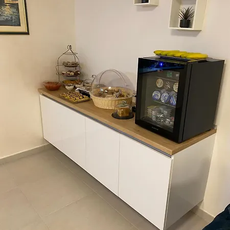 Donatella * Podstrana