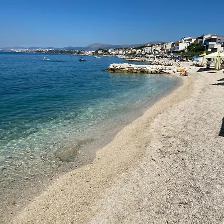 Donatella Apartment Podstrana