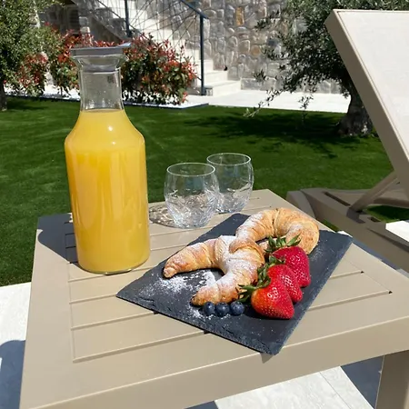 Apartment Donatella *