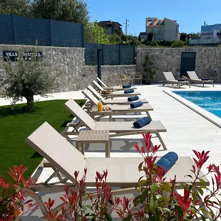 Donatella * Podstrana